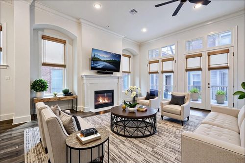 5218 Crawford St, Houston, TX, 77004-5836 | Card Image