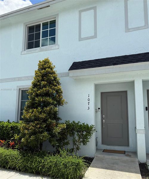 1073-1073 Nw 5th St, Florida City, FL, 33034-3450 | Card Image