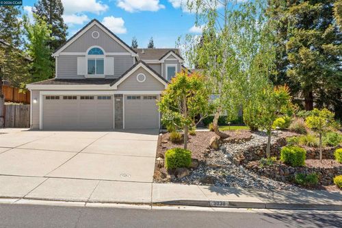 3038 Miwok Way, Clayton, CA, 94517-2005 | Card Image