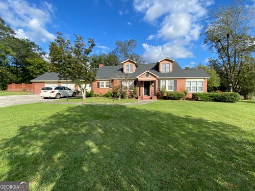 808 Harvey St, Millen, GA, 30442-2003 | Card Image