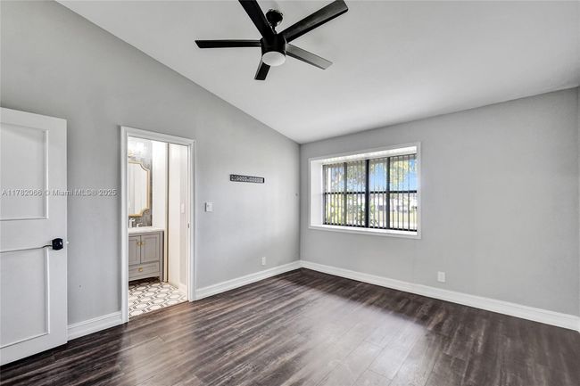 2407 - 3325 Carambola Cir S, Condo with 2 bedrooms, 3 bathrooms and null parking in Coconut Creek FL | Image 21