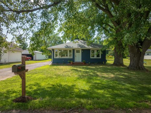 101 Dunn Avenue N, Hinckley, MN, 55037 | Card Image