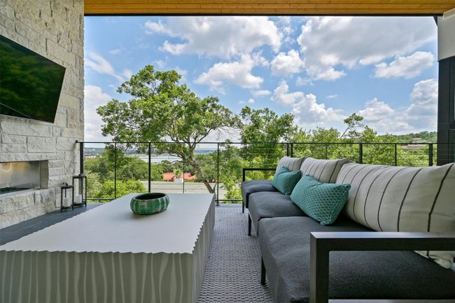 806 Sunfish St, House other with 4 bedrooms, 5 bathrooms and 4 parking in Lakeway TX | Image 37