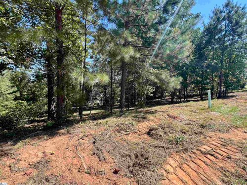18 Tee Box Ln, Travelers Rest, SC, 29690-8288 | Card Image