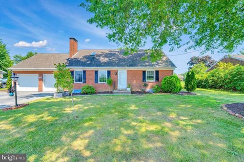 1150 Westminster Ave, HANOVER, PA, 17331-9701 | Card Image