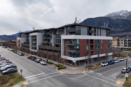 611-37881 Cleveland Ave, Squamish, BC, V8B0Z7 | Card Image