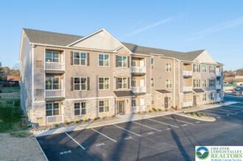207-430 Cambria St, Freemansburg, PA, 18017-7178 | Card Image