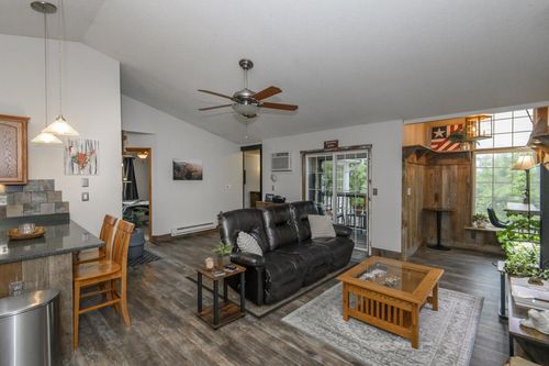apt-8-513 Lawson School Rd, DELAVAN, WI, 53115-3191 | Card Image