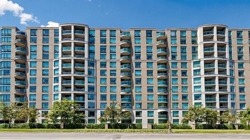 409-18 Pemberton Ave, North York, ON, M2M4K9 | Card Image