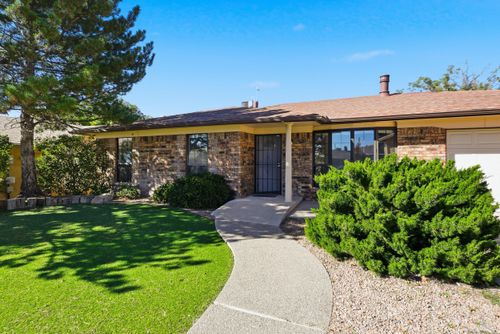 6917 Marilyn Ave Ne, Albuquerque, NM, 87109-3661 | Card Image