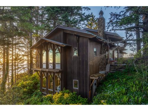 4205 Knoll Ter, Neskowin, OR, 97149 | Card Image