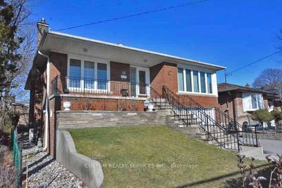 88 Norseman St, House other with 4 bedrooms, 2 bathrooms and 6 parking in Etobicoke ON | Image 1