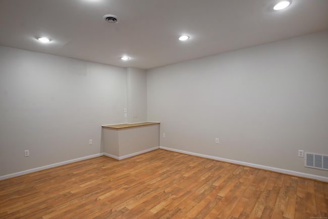 7 - 7 Shawe St, Condo with 3 bedrooms, 3 bathrooms and null parking in Danbury CT | Image 22