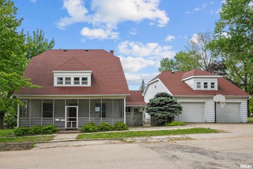 916 7th St, Fulton, IL, 61252-1418 | Card Image