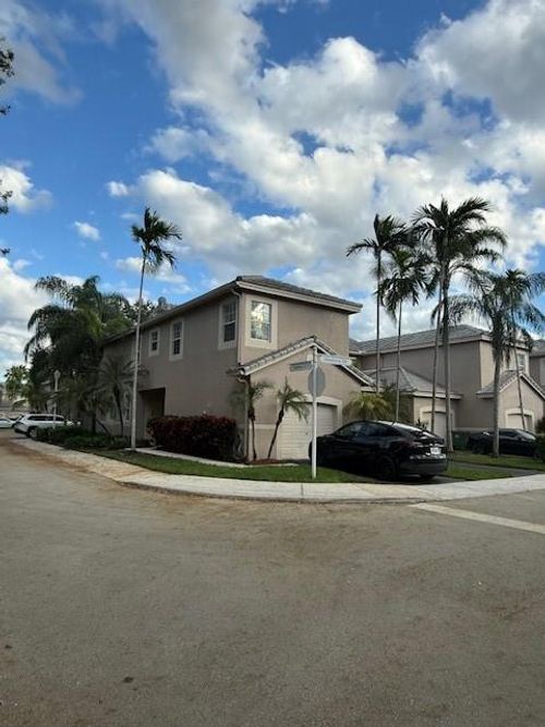 1896-1896 Madeira Dr, Weston, FL, 33327-1925 | Card Image