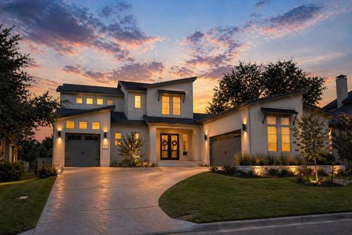 815 Flint Ridge Trl, Georgetown, TX, 78628-7096 | Card Image