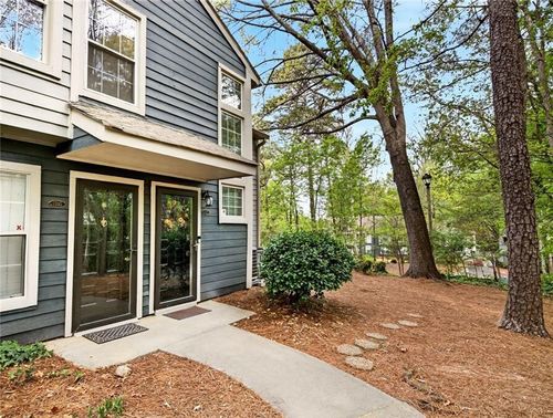 1337 N Crossing Dr, Atlanta, GA, 30329 | Card Image