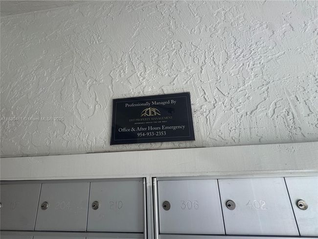 APT-407 - 2228 N Cypress Bend Dr, Condo with 2 bedrooms, 2 bathrooms and null parking in Pompano Beach FL | Image 6