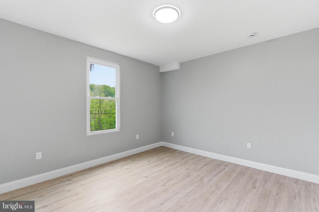 Residential in GWYNN OAK 3