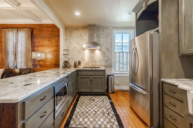 514 W Austin St, Home with 2 bedrooms, 2 bathrooms and null parking in Fredericksburg TX | Image 37