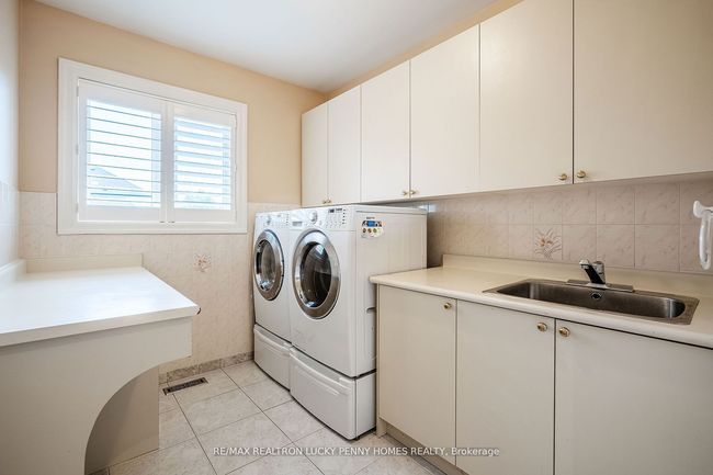 16 Noble St, House other with 7 bedrooms, 6 bathrooms and 12 parking in Markham ON | Image 28
