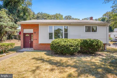 5300 Varnum Pl, BLADENSBURG, MD, 20710-1342 | Card Image