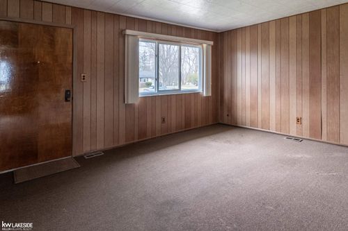 25740 Brumar St, Chesterfield, MI, 48051-1916 | Card Image