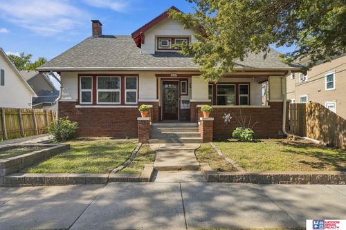 1227 S 16th Street, Lincoln, NE, 68502 | Card Image