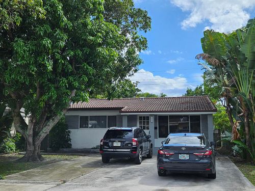 2226 Thomas Street, Hollywood, FL, 33020 | Card Image