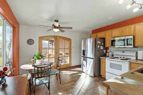 17 Panther Peak, Santa Fe, NM, 87508-1468 | Card Image