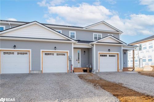 22 Mcconnell Cres, Bracebridge, ON, P1L0N7 | Card Image