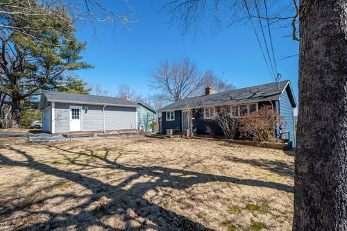 9 Campbell Dr, House with 4 bedrooms, 2 bathrooms and 4 parking in Bedford NS | Card Image