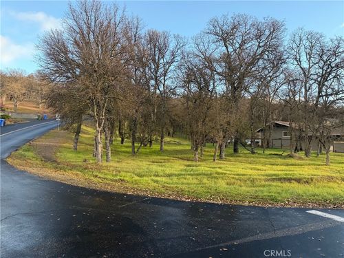 18796 Hidden Valley Rd, Hidden Valley Lake, CA, 95467-8017 | Card Image