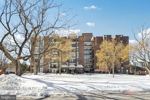 27-217-9900 Georgia Ave, SILVER SPRING, MD, 20902-5244 | Card Image