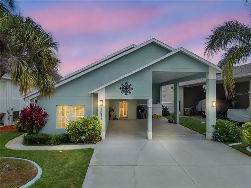 16627 Citrus Pkwy, CLERMONT, FL, 34714-4941 | Card Image