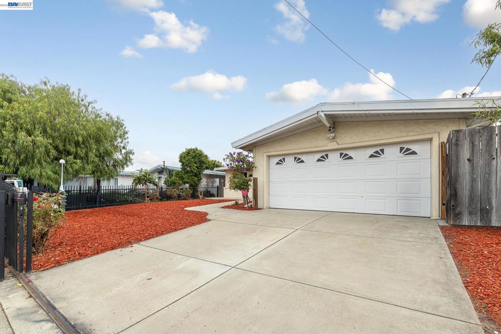 Residential in Hayward 3