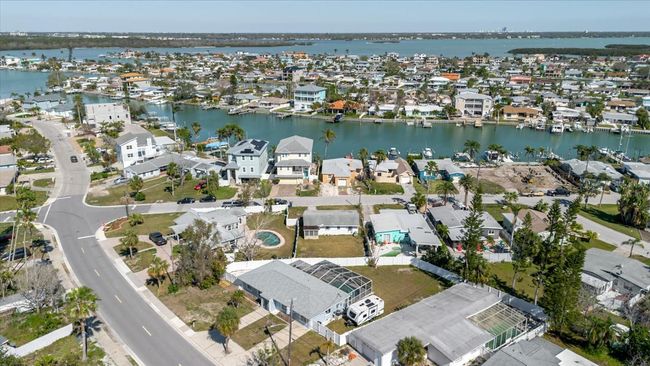 596 S Bayshore Dr, House other with 2 bedrooms, 1 bathrooms and null parking in MADEIRA BEACH FL | Image 63