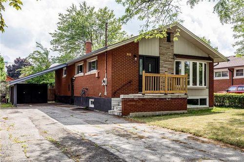 20 Burfield Ave, Hamilton, ON, L8T2J9 | Card Image