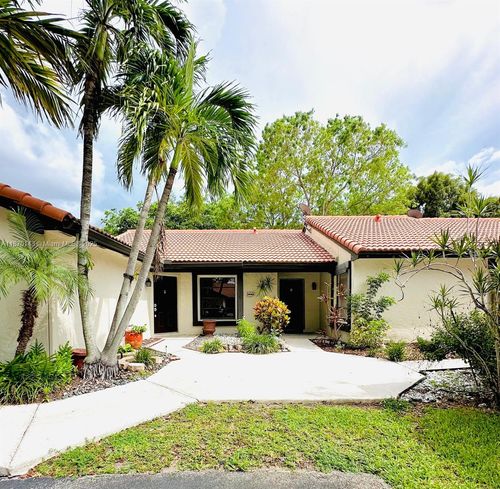 83-15210 Sw 48th Ter, Miami, FL, 33185-4518 | Card Image