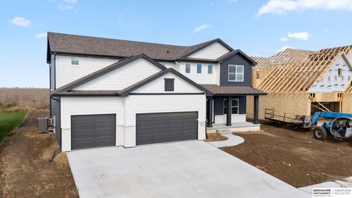 20810 Vernon Ave, Elkhorn, NE, 68022-5473 | Card Image