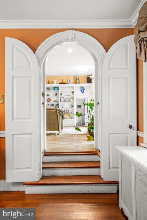 241 Ogden Ave, SWARTHMORE, PA, 19081-1019 | Card Image