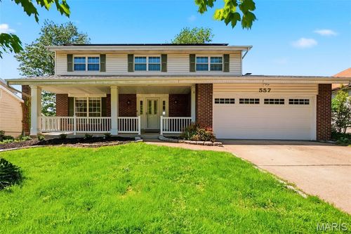 557 May Valley Dr, Fenton, MO, 63026-3853 | Card Image