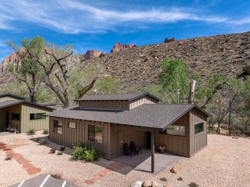 7-1775 Zion Park Blvd, Springdale, UT, 84767-7769 | Card Image