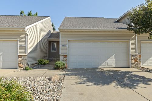 2933 Pebblestone Dr, Hudsonville, MI, 49426-8771 | Card Image