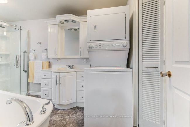 27 Station St, House other with 3 bedrooms, 2 bathrooms and 1 parking in Tavistock ON | Image 25