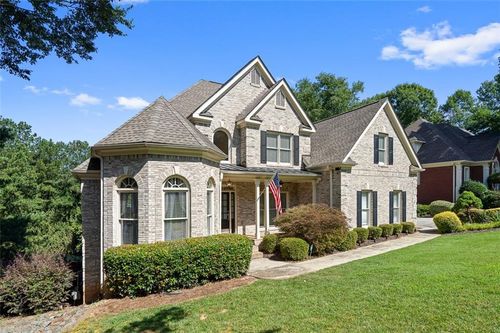 1640 Settindown Dr, Roswell, GA, 30075-6827 | Card Image