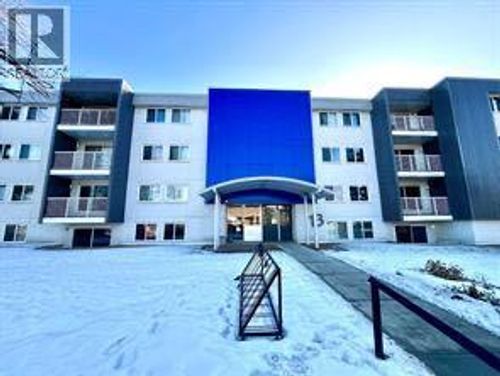 7 Clearwater Cres, Fort Mcmurray, AB, T9H3Z9 | Card Image