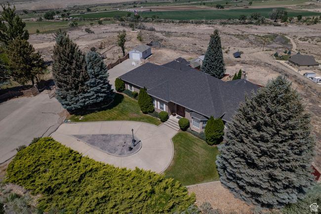 1416 E Valley View Dr, House other with 4 bedrooms, 3 bathrooms and null parking in Wellington UT | Image 4