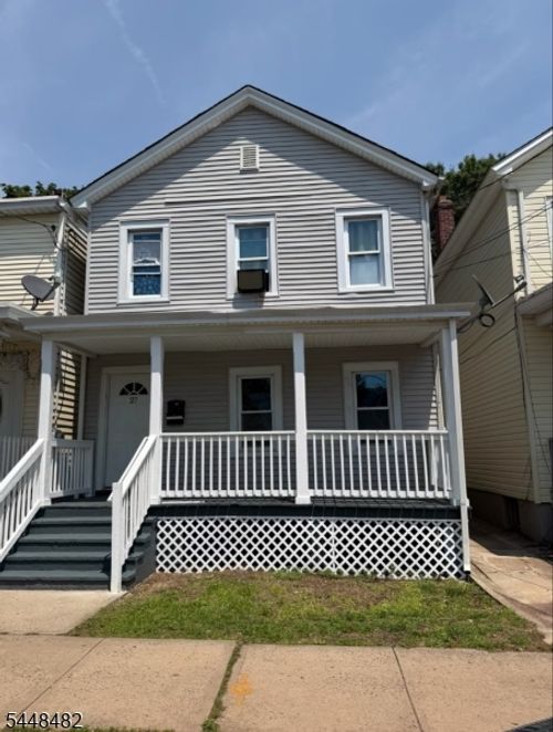 27 Alexander St, New Brunswick, NJ, 08901-2321 | Card Image