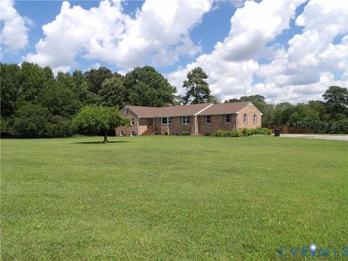 3813 Johnson Rd, North Dinwiddie, VA, 23805-9748 | Card Image